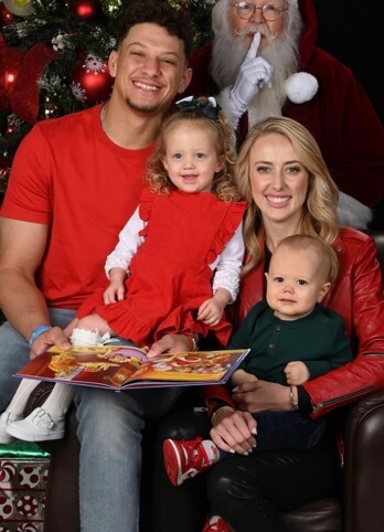 Brittany Mahomes with her husband and children.